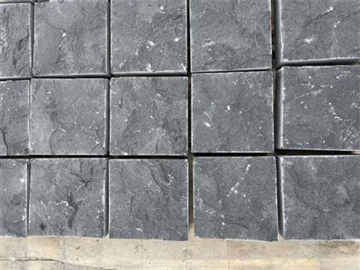 Driveway İçin En İyi Gri Döşeme