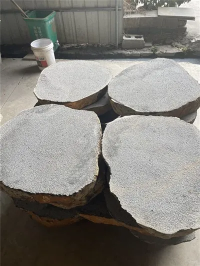 Büyük Yürüme Yolu Taşları