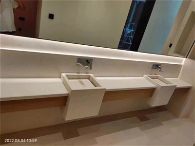 Kireçtaşı Duvar Karosu Banyo